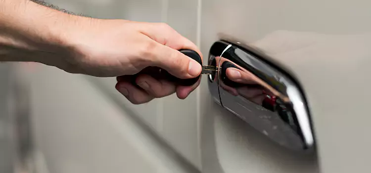 Why Choose Our Auto Locksmith Team in Chambly, QC?