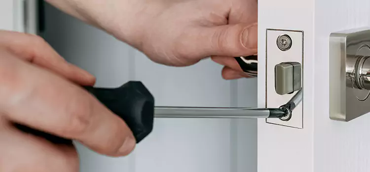 Baldwin Deadbolt Repair Chambly