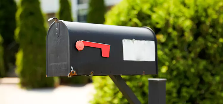 Secure Mailboxes for Packages Chambly